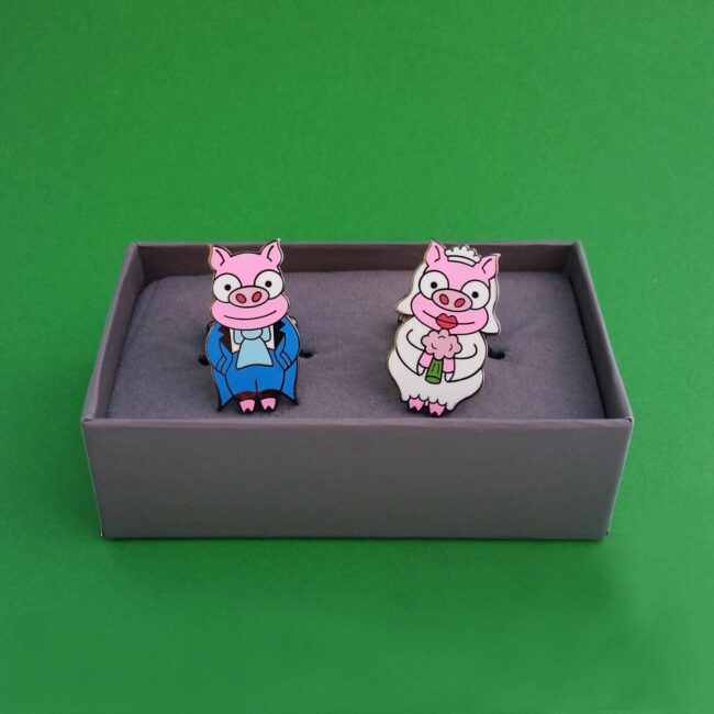 Simpsons Piggy Wedding Cufflinks: Hard Enamel Bride and Groom in box